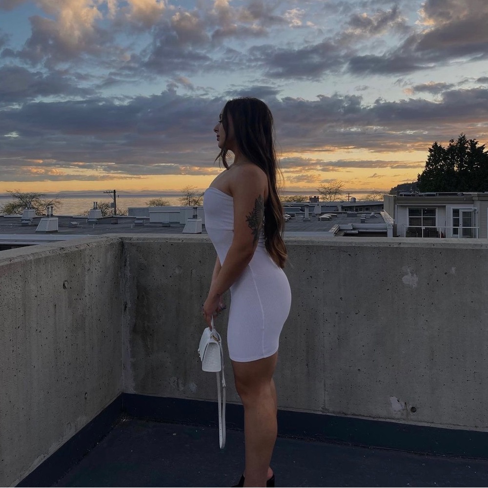 H&M Sweetheart Neckline White Mini Dress
